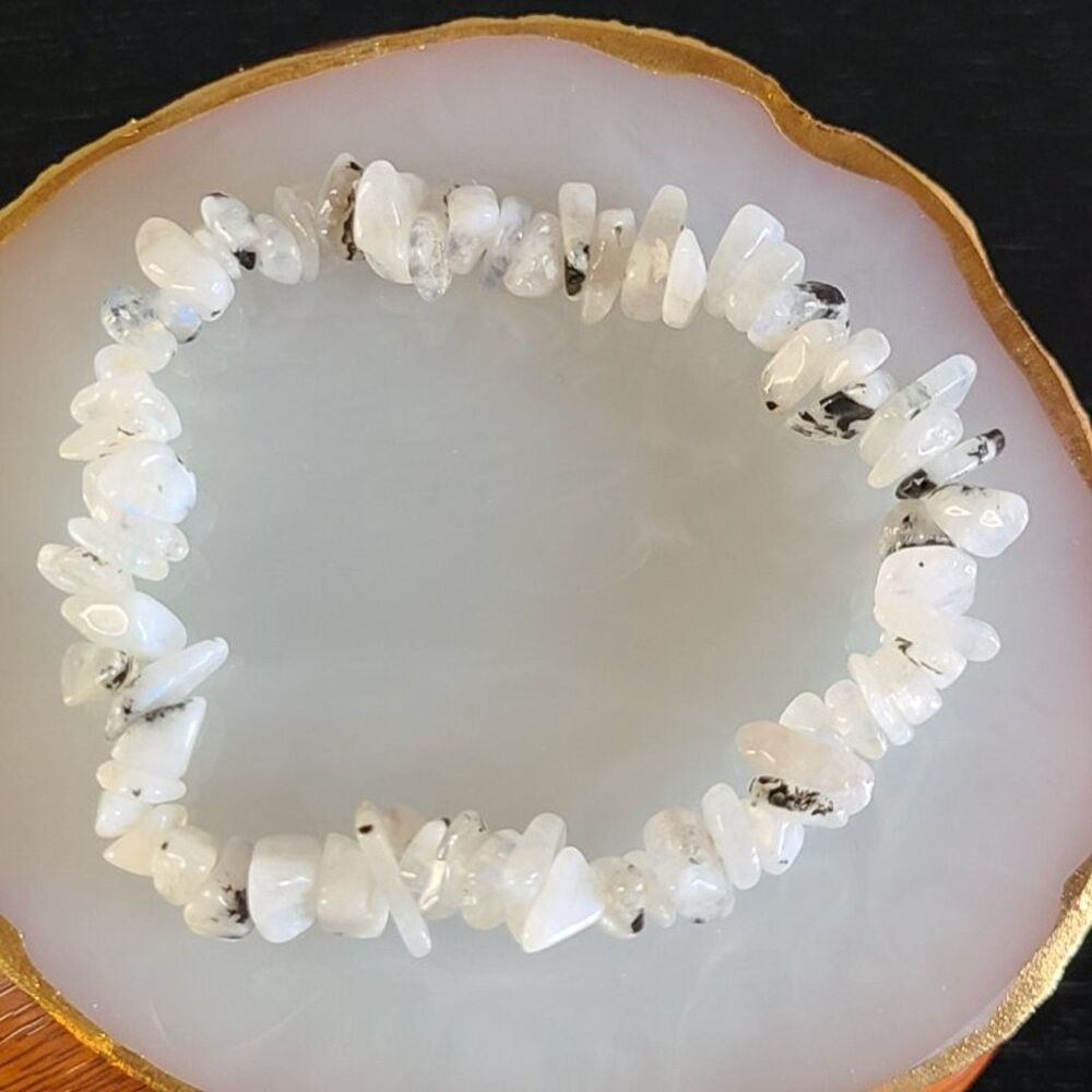 Natural Rainbow Moonstone Chip Stretch Bracelet Blue Flash Crystal Jewelry New